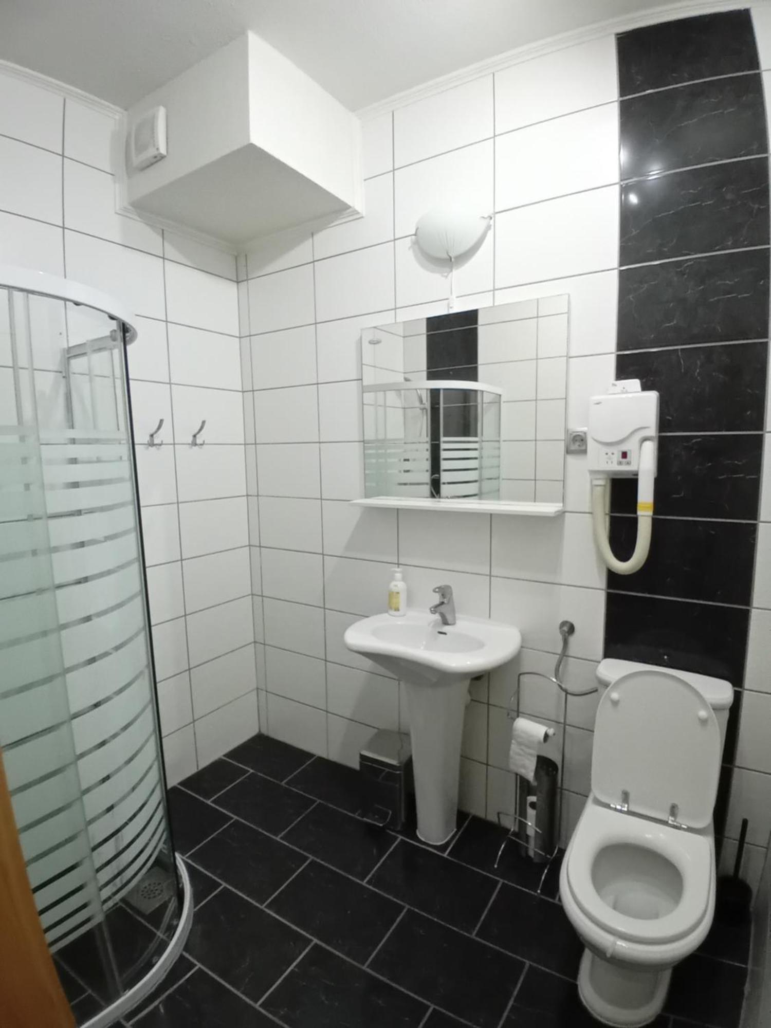 Hotel Pansion San Bihać Zewnętrze zdjęcie